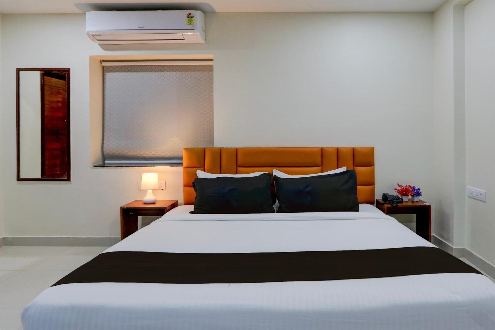 فندق Super Townhouse The Cinco Bliss Near Ikea, Wells Forgo, Kims, Care Hospitals حيدر أباد المظهر الخارجي الصورة