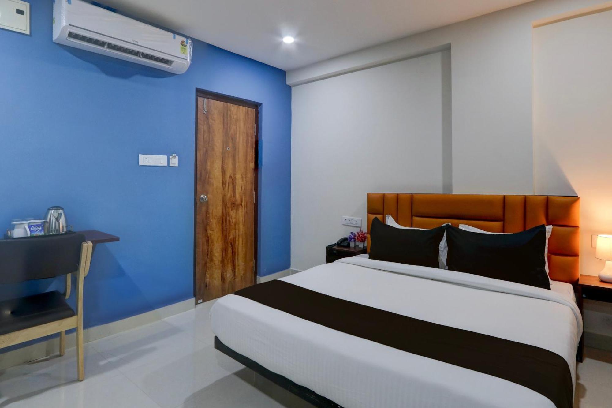 فندق Super Townhouse The Cinco Bliss Near Ikea, Wells Forgo, Kims, Care Hospitals حيدر أباد المظهر الخارجي الصورة